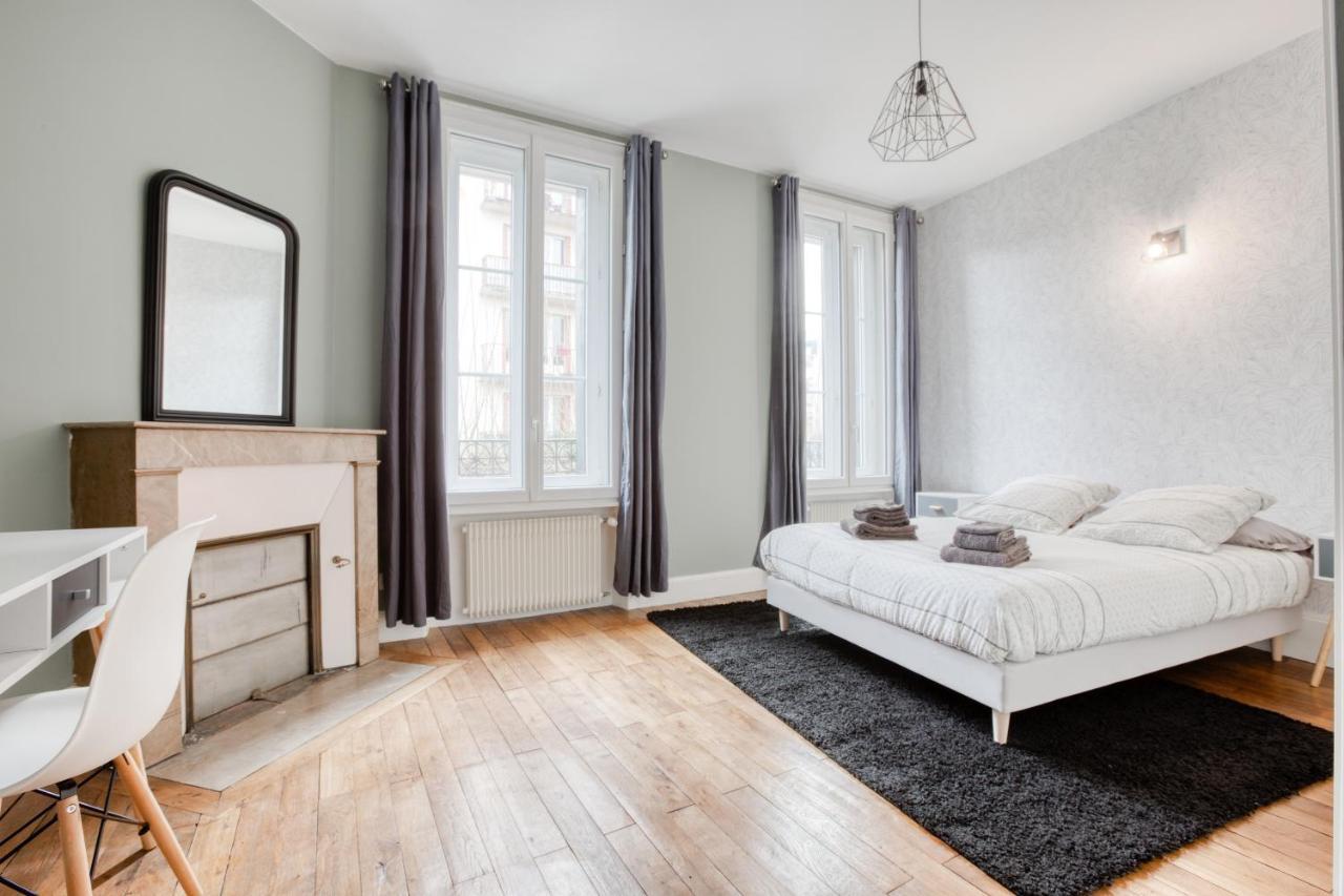 Maison Bourgeoise Haussmannienne - Gites De France ลิมอจส์ ภายนอก รูปภาพ