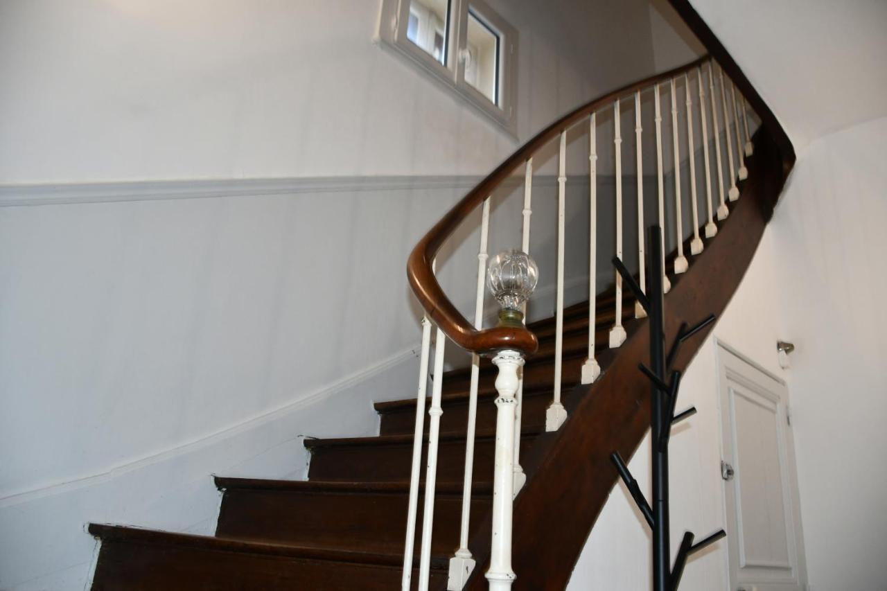 Maison Bourgeoise Haussmannienne - Gites De France ลิมอจส์ ภายนอก รูปภาพ